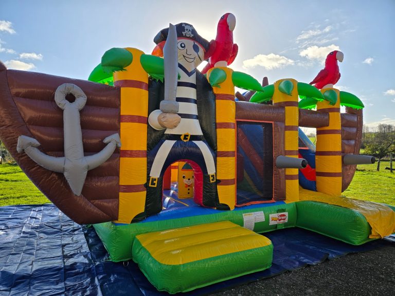 bateau pirate structure pirate location flers